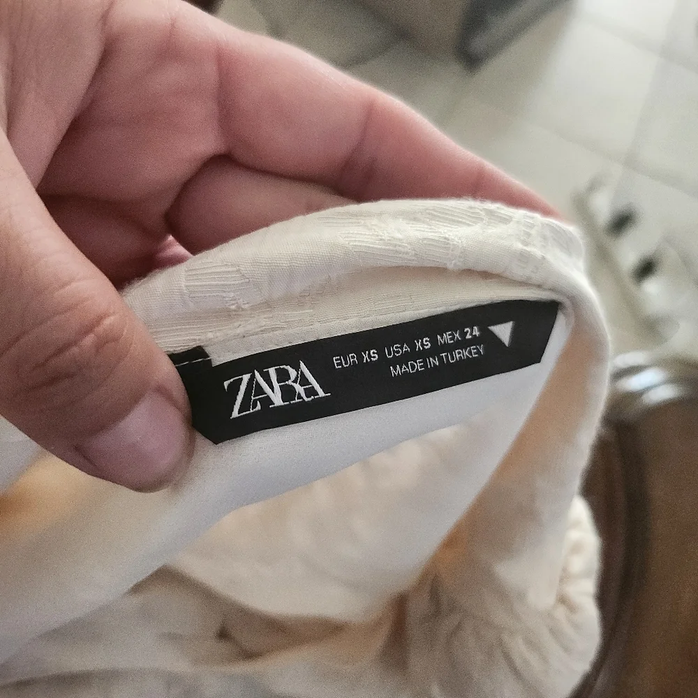 Zara top size XS
